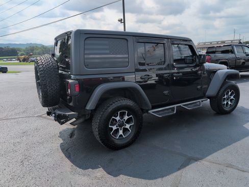 Used 2020 Jeep Wrangler Unlimited Rubicon AWD/4WD image 3