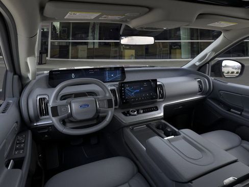 New 2026 Ford Expedition Max Active RWD image 9