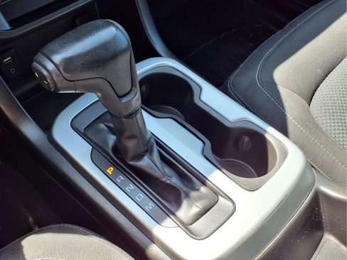 Used 2016 Chevrolet Colorado LT w/ Midnight Edition AWD/4WD image 20