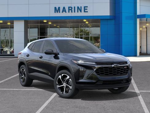 New 2026 Chevrolet Trax RS FWD image 7