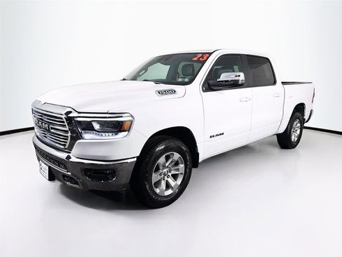 Used 2023 RAM 1500 Laramie AWD/4WD image 7