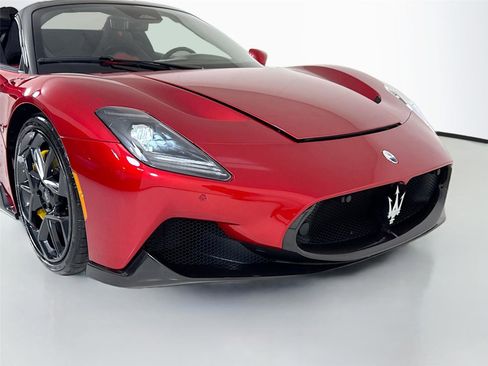 Used 2023 Maserati MC20 Spyder RWD image 36