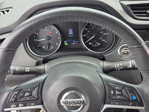 Used 2020 Nissan Rogue SL w/ Premium Package FWD image 21