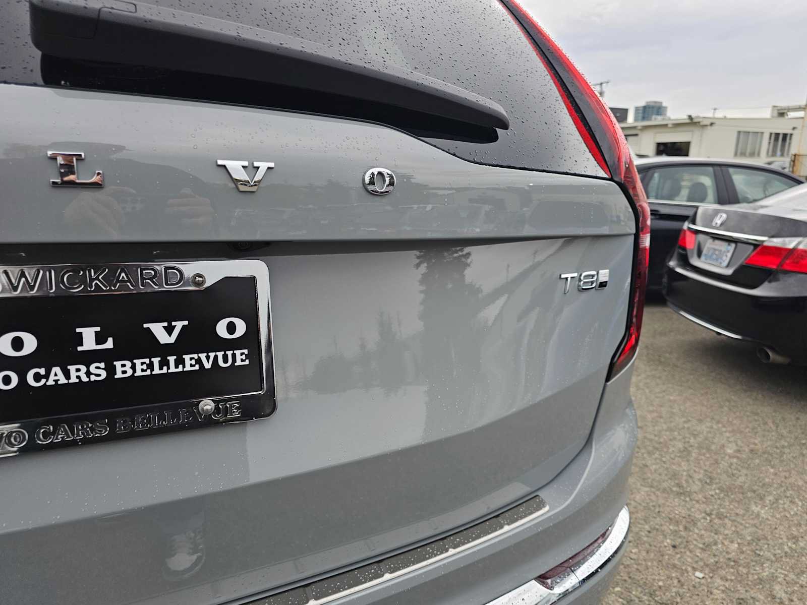 New 2026 Volvo XC90 T8 Plus w/ Protection Package AWD/4WD image 13