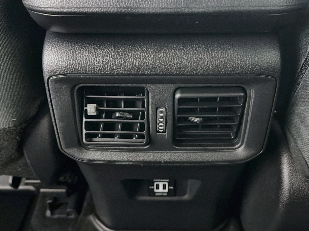 Used 2024 Toyota RAV4 LE FWD image 21