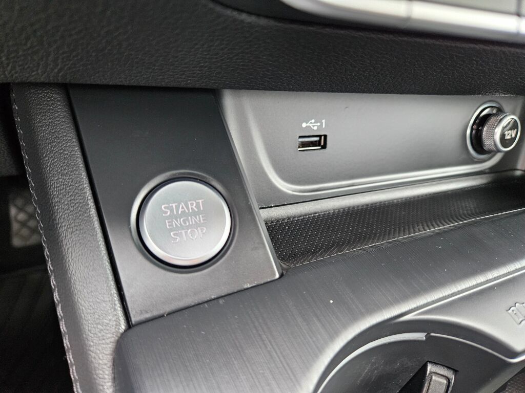 Used 2019 Audi A4 2.0T Premium Plus w/ Premium Plus Package AWD/4WD image 29
