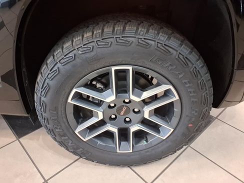 New 2026 GMC Terrain AT4 w/ Convenience Package III image 17