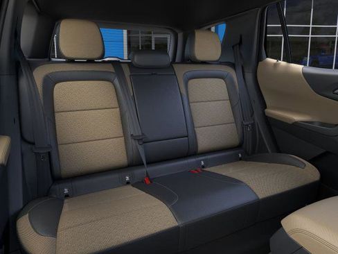 New 2026 Chevrolet Equinox ACTIV FWD image 17