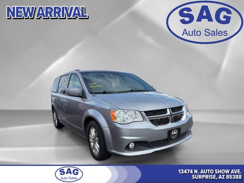 Used 2019 Dodge Grand Caravan SXT FWD image 1