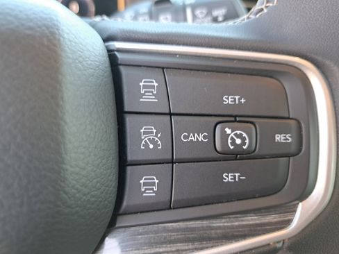 Used 2022 Jeep Wagoneer Series II image 19