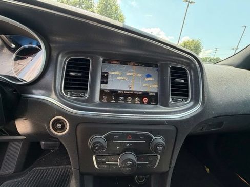 Used 2015 Dodge Charger R/T RWD image 14