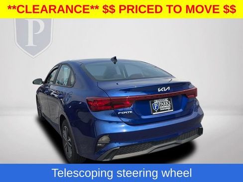 Used 2024 Kia Forte LXS w/ LXS Technology Package FWD image 9
