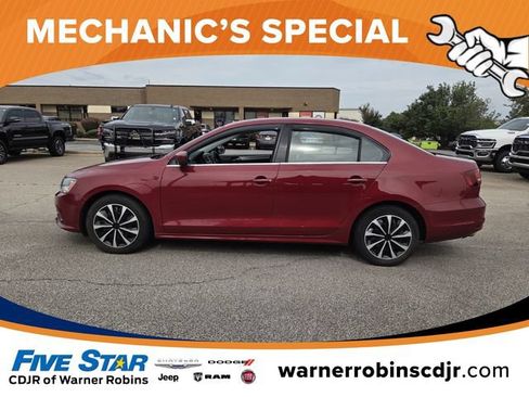 Used 2017 Volkswagen Jetta S FWD image 4