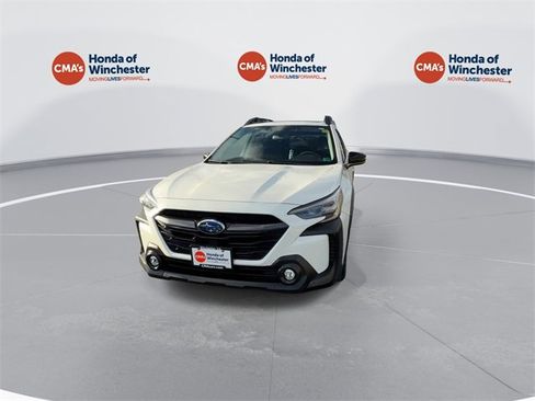Used 2023 Subaru Outback Premium image 4