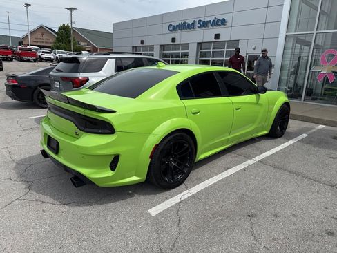 Used 2023 Dodge Charger Scat Pack RWD image 3