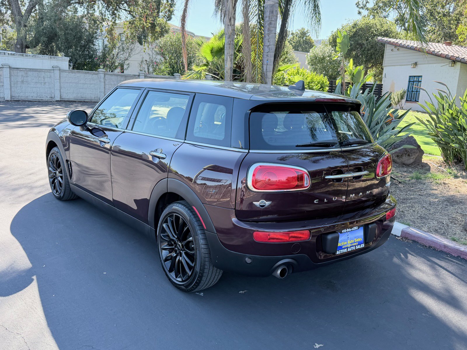 Used 2018 MINI Cooper Clubman FWD image 3