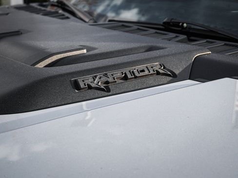 Used 2023 Ford F150 Raptor w/ Raptor Carbon Fiber Package image 6