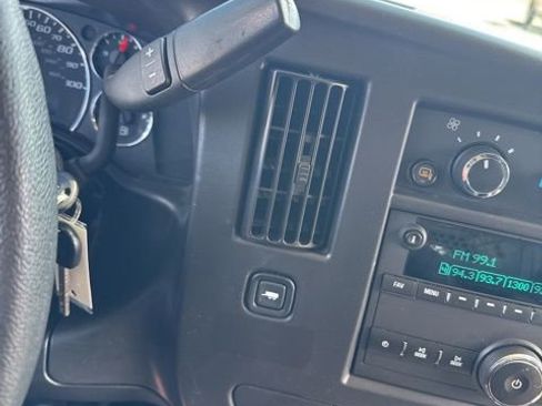 Used 2024 Chevrolet Express 2500 w/ Driver Convenience Package image 29