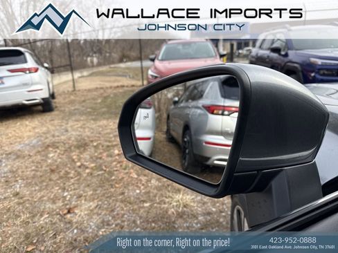 New 2026 Volkswagen Taos SE image 23