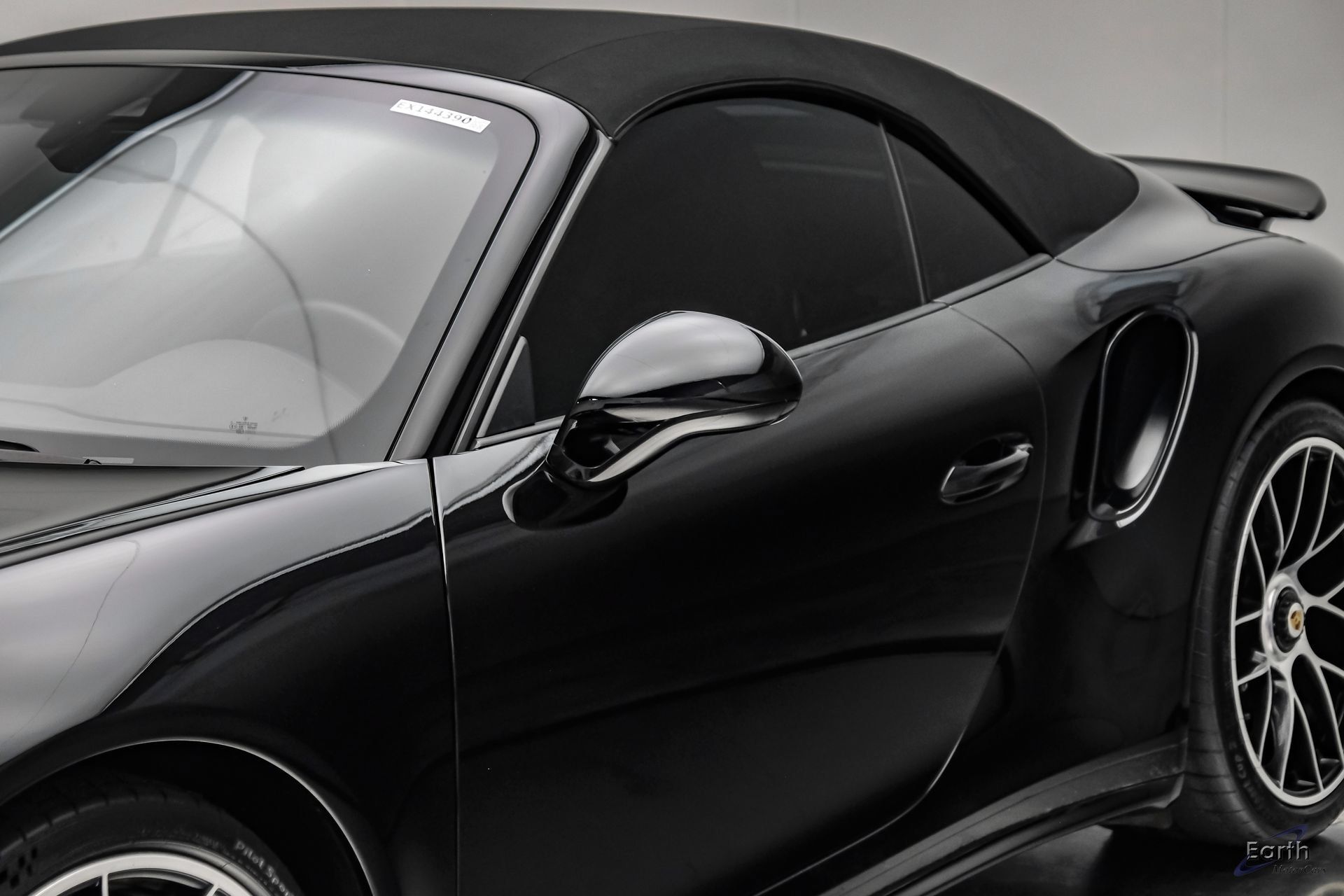 Used 2019 Porsche 911 Turbo S AWD/4WD image 33