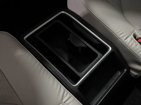 Used 2024 Toyota Grand Highlander Limited image 42