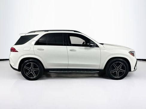 Used 2024 Mercedes-Benz GLE 450e 4MATIC image 4