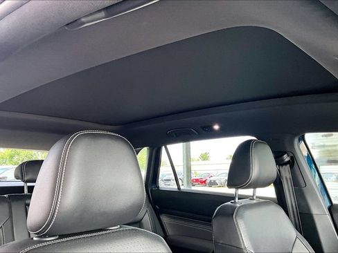 Used 2021 Volkswagen Atlas Cross Sport SEL w/ Cross Sport MDO Package AWD/4WD image 22
