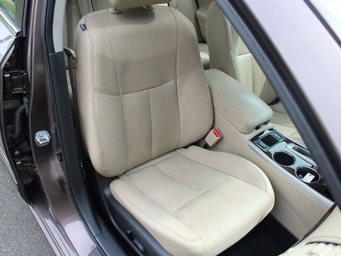Used 2015 Nissan Altima 3.5 SL FWD image 26