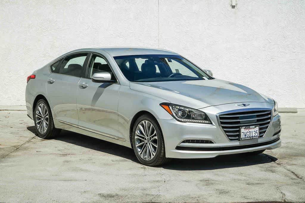 Used 2017 Genesis G80 3.8 RWD image 3