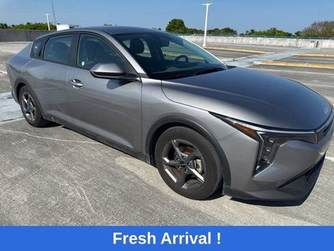 Used 2025 Kia K4 FWD image 12