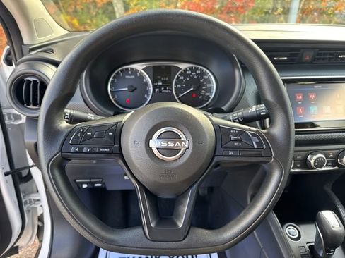 Used 2024 Nissan Kicks S image 16