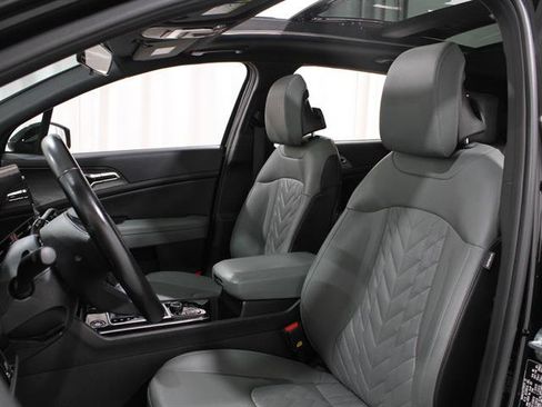 Used 2023 Kia Sportage X-Line w/ X-Line Premium Package image 5