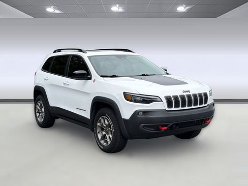 Used 2022 Jeep Cherokee Trailhawk w/ Sun, Sound & Nav Group AWD/4WD image 7