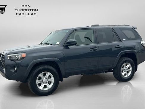 Used 2024 Toyota 4Runner SR5 AWD/4WD image 3