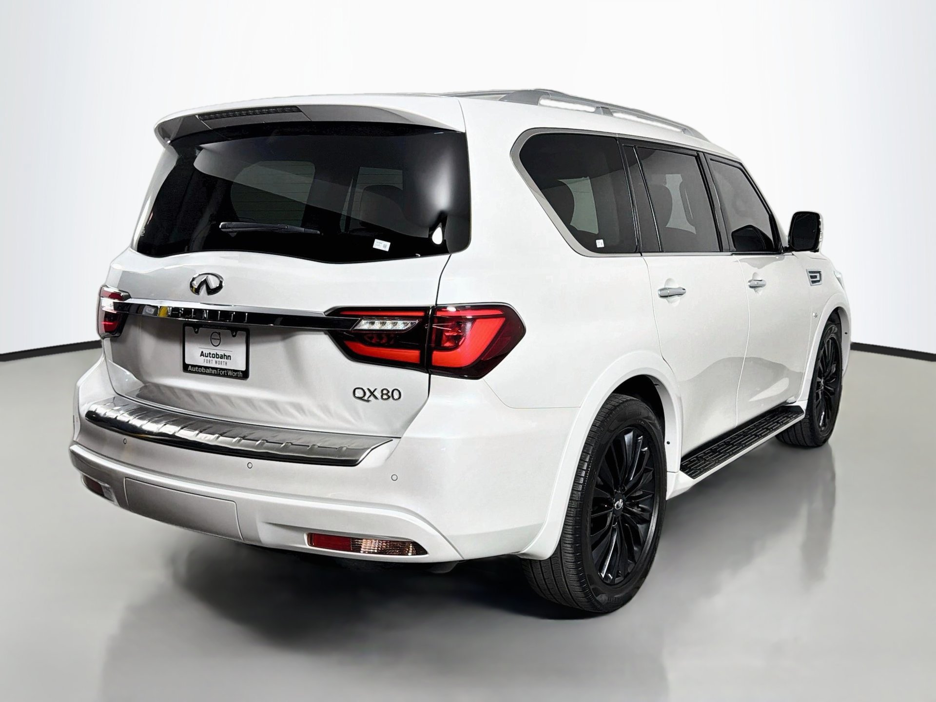 Used 2019 INFINITI QX80 Luxe w/ Proactive Package RWD image 6