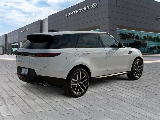 New 2027 Land Rover Range Rover Sport SE AWD/4WD image 5