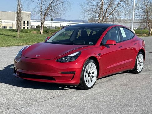 Used 2023 Tesla Model 3 Standard Range RWD image 28