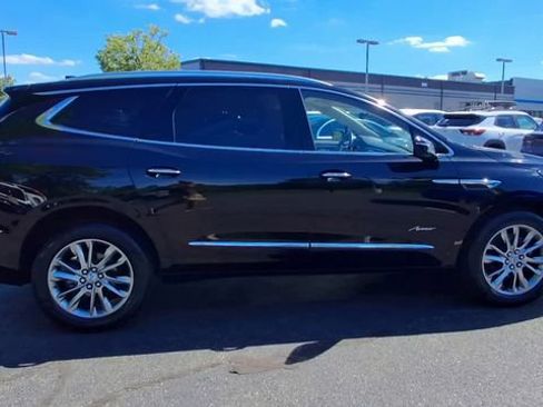 Certified 2023 Buick Enclave Avenir w/ Avenir Technology Package AWD/4WD image 9
