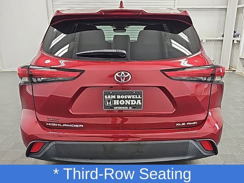 Used 2022 Toyota Highlander XLE image 8