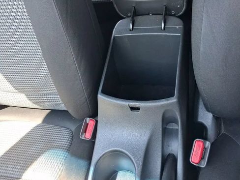 Used 2021 Hyundai Kona SE AWD/4WD image 19