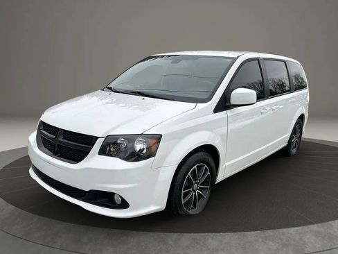 Used 2019 Dodge Grand Caravan GT FWD image 1