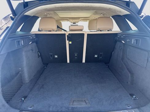 Used 2020 Jaguar F-PACE Premium AWD/4WD image 19