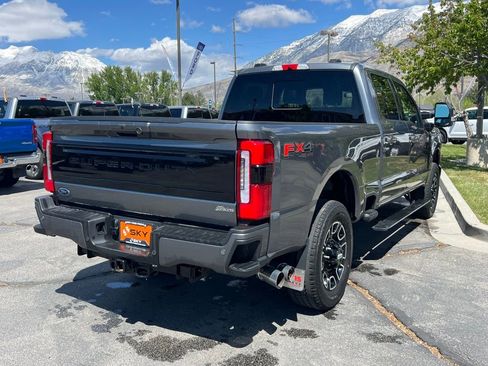Certified 2025 Ford F350 Platinum AWD/4WD image 9