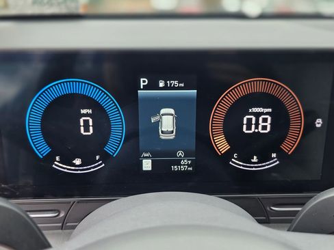 Certified 2025 Hyundai Kona SE FWD image 23