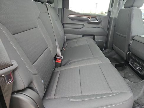 Used 2023 Chevrolet Silverado 1500 RST AWD/4WD image 18