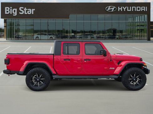 Used 2020 Jeep Gladiator Overland AWD/4WD image 5
