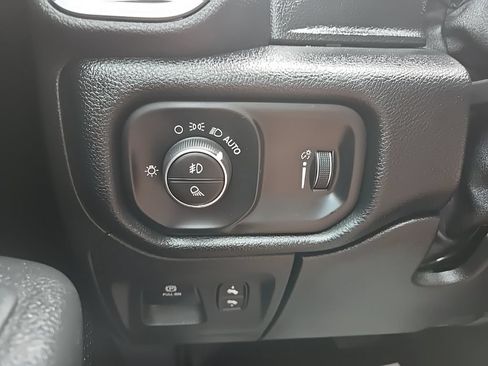 Used 2021 RAM 1500 Big Horn AWD/4WD image 54