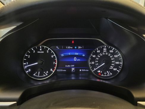 Used 2018 Nissan Murano Platinum w/ Cargo Package image 23