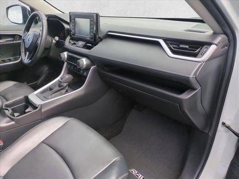 Certified 2021 Toyota RAV4 XLE Premium image 21