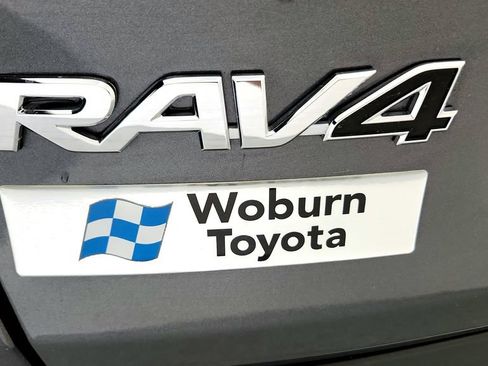 Certified 2025 Toyota RAV4 LE FWD image 21